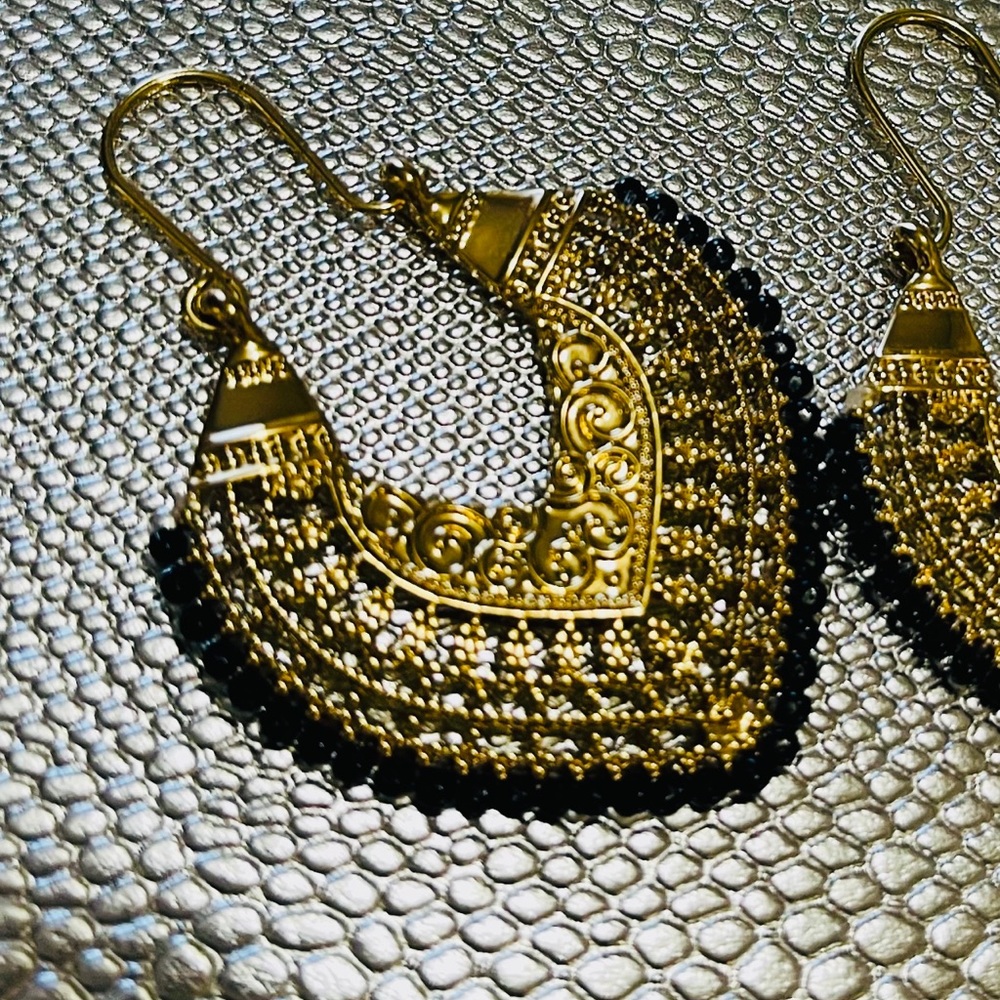 Black & gold toned Earrings